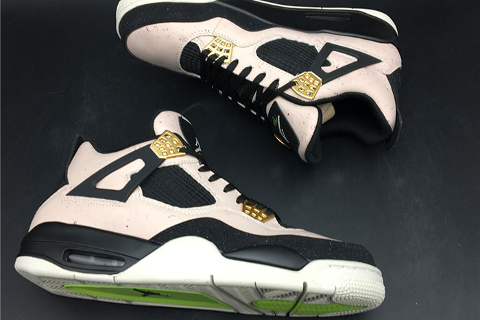Air Jordan 4 WMNS 