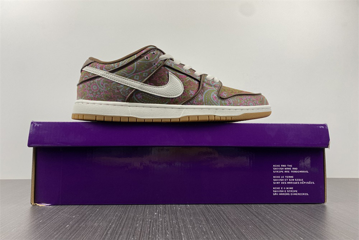 NIke SB Dunk Low “Paisley” DH7534-200