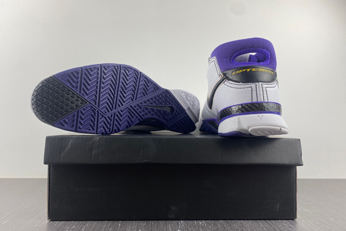 NIKE OBE 1 Protro  AQ2728-105
