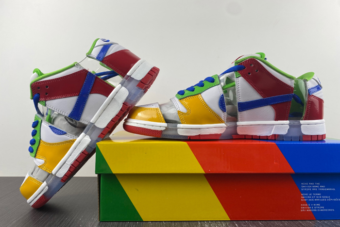 eBay x Nk SB Dunk Low "Sandy Bodecker" FD8777-100