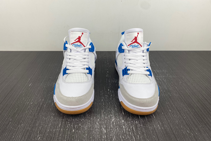 Nike SB x Air Jordan 4  DR5415-104