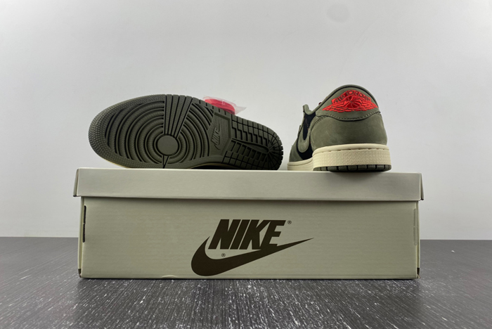 TS x AJ1 Travis Scott x Air Jordan 1 Low OG  DM7866-002