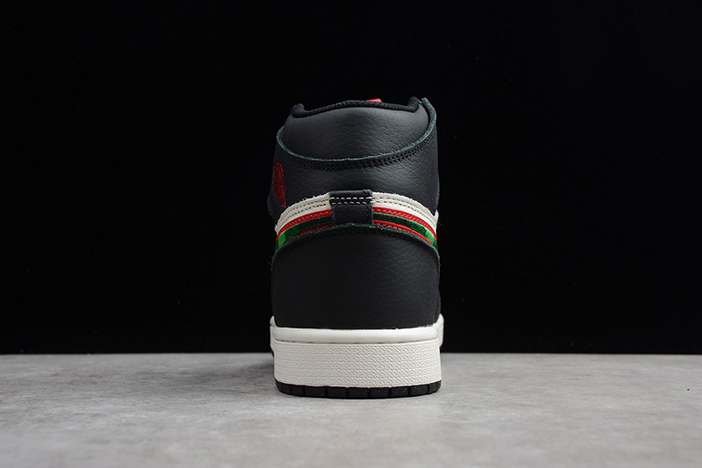 Air Jordan 1 Sports Illustrated A Star Is Born 555088-015